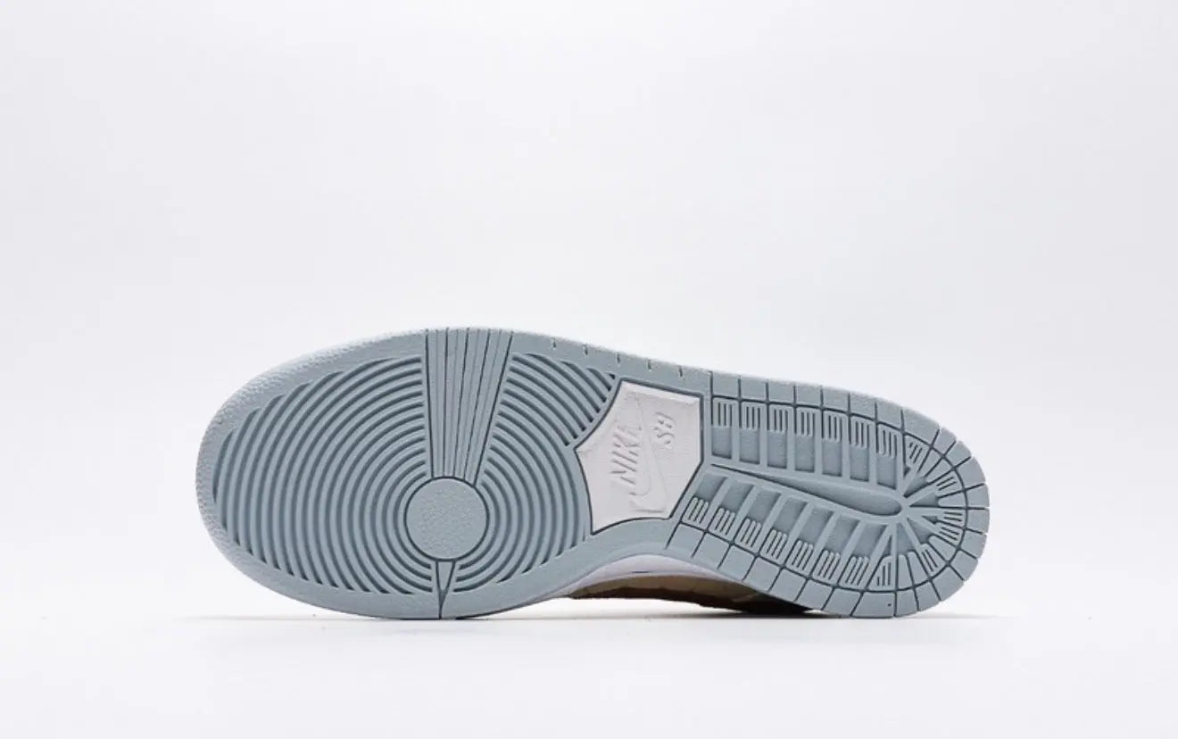 Nike SB Dunk Low Pro "Street Hawker," Suace Drip