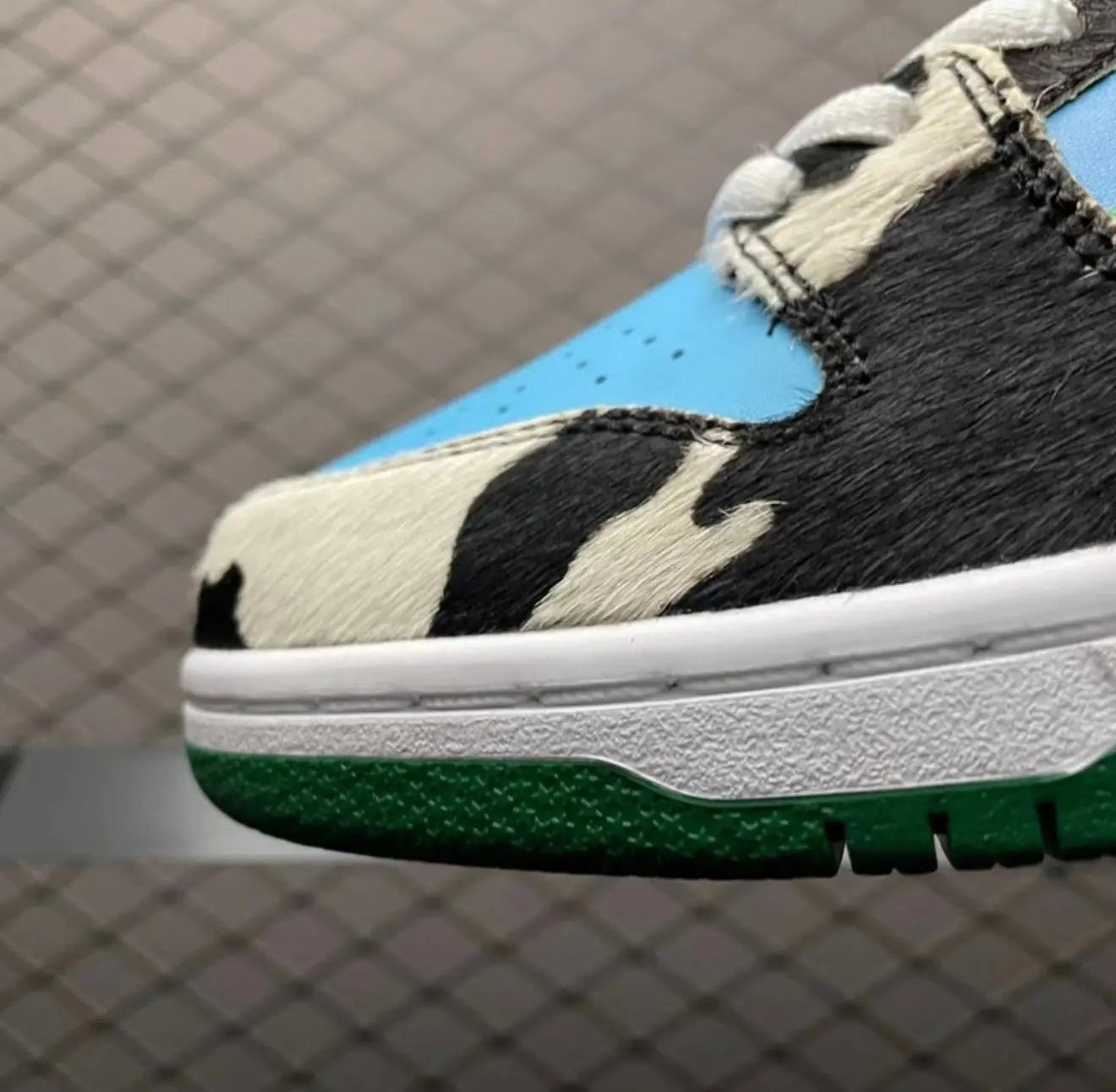 Nike SB Dunk Low Ben & Jerry's "Chunky Dunky" Suace Drip