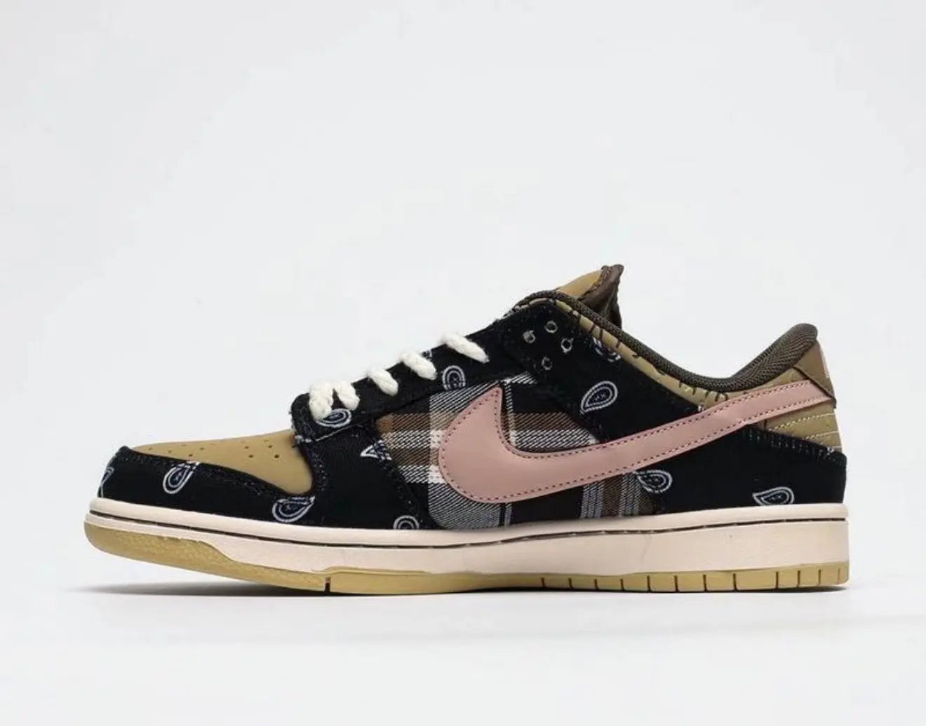 Nike SB Dunk Low Travis Scott Suace Drip