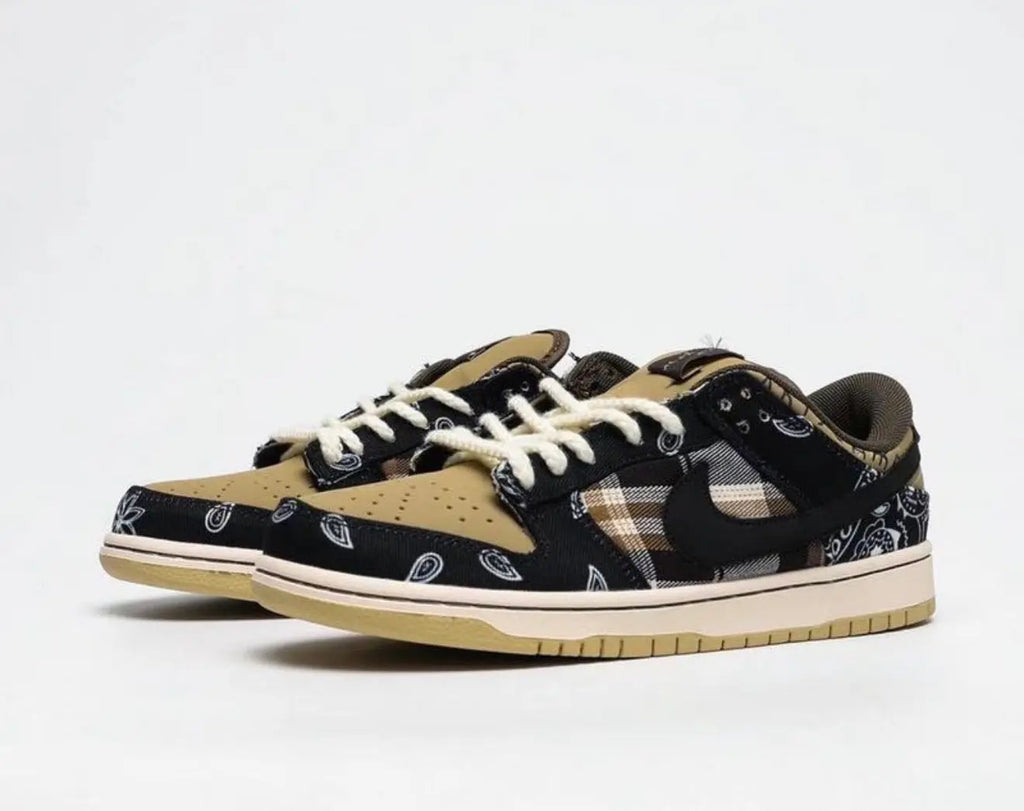 Nike SB Dunk Low Travis Scott Suace Drip