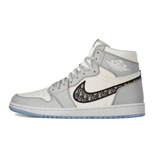 2020
Dior x Air Jordan 1 High Suace Drip