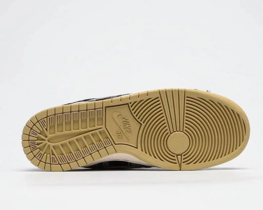 Nike SB Dunk Low Travis Scott Suace Drip