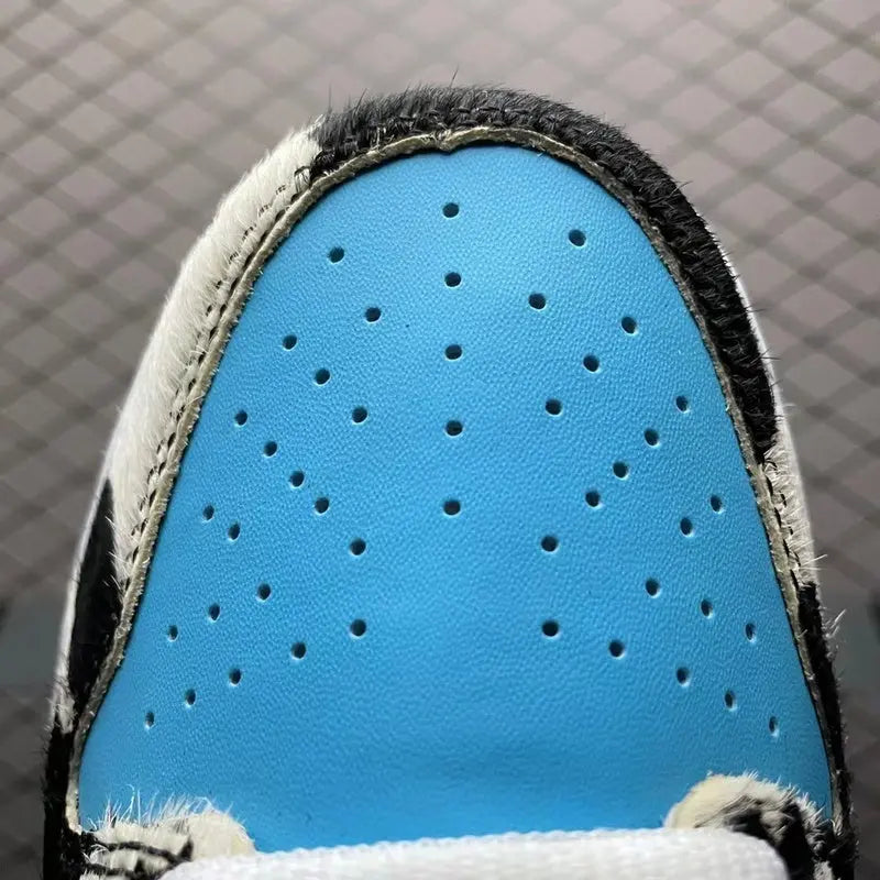 Nike SB Dunk Low Ben & Jerry's "Chunky Dunky" Suace Drip